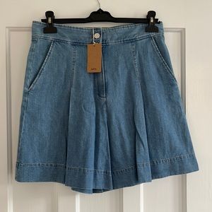 NWT Dayana Short APC